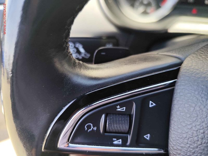 Škoda Octavia (2019) 2.0 TDI 4x4, ČR, DSG - fotka 20 z 30