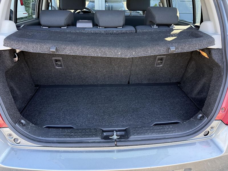 Suzuki Swift 1.3 68kW Klima ČR - fotka 16 z 16