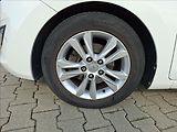 Hyundai i30 1,6 Trikolor 88KW - náhled 7