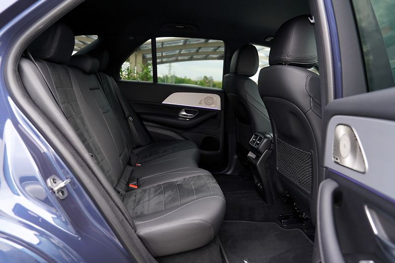 Mercedes-Benz GLE 450d 4Matic/AMG/21/ČR - fotka 29 z 46