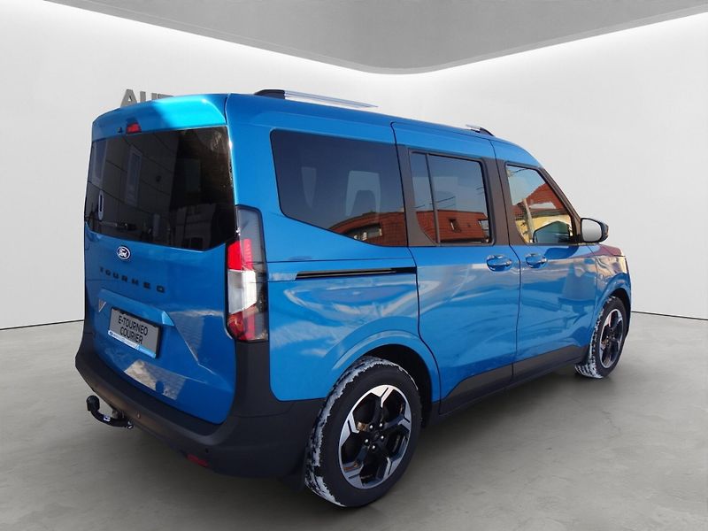 Ford Tourneo Courier (2025) Titanium 43kWh 100kW 136k EV - fotka 6 z 30