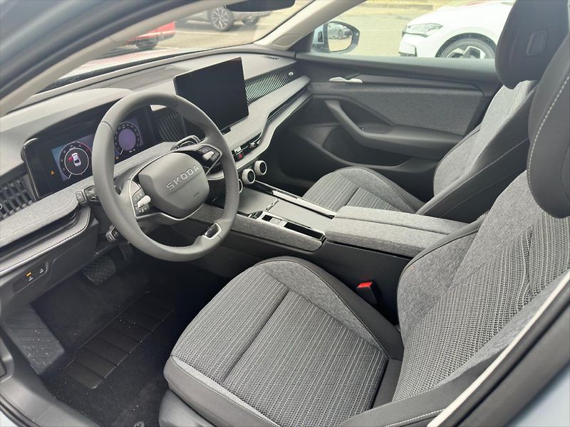 Škoda Superb (2026) 2,0 TDI 110 kW  Selection - fotka 6 z 7
