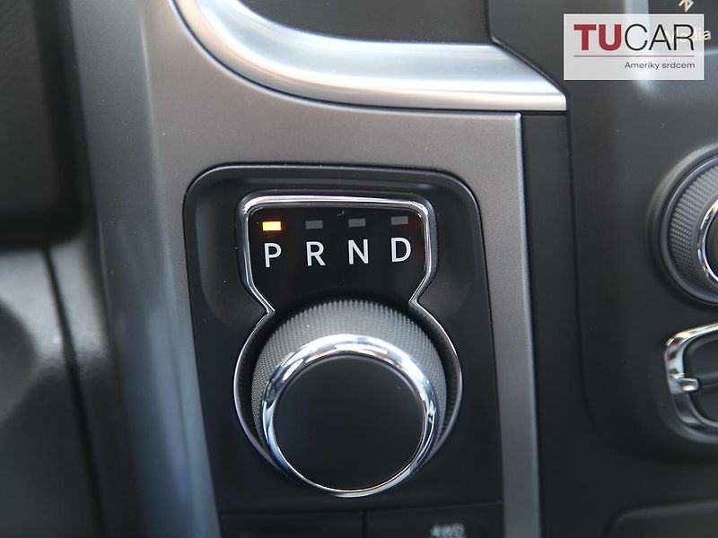 RAM 1500 (2023) Classic 5.7 V8 HEMI - fotka 23 z 44