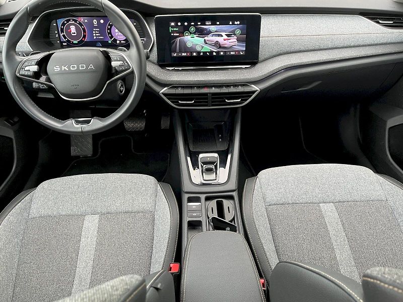 Škoda Octavia (2025) 1.5 TSI 110kW MHEV Top Selecti - fotka 15 z 26