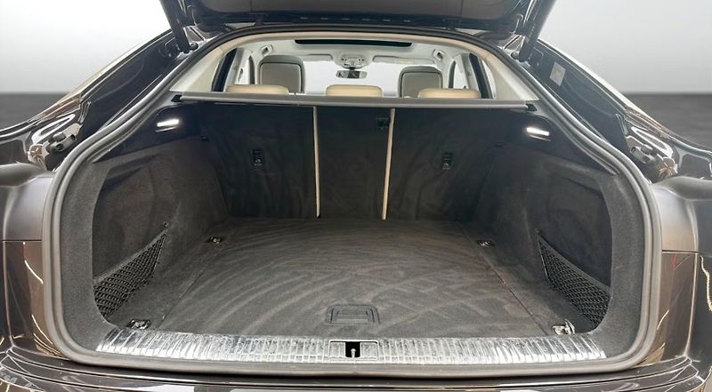 Audi Q8 e-tron SB 55 Q 360k Pano Taž Bílý in. - fotka 13 z 25