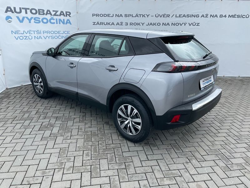 Peugeot 2008 (2021) 1.2PT 74kW! 1.maj! Navi! LED! - fotka 6 z 32
