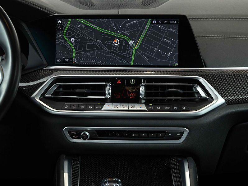 BMW X6 xDrive30d - fotka 14 z 22
