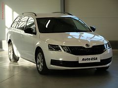Škoda Octavia (2019) 2.0 TDi 4X4, ČR, Style, DSG - fotografie inzerátu
