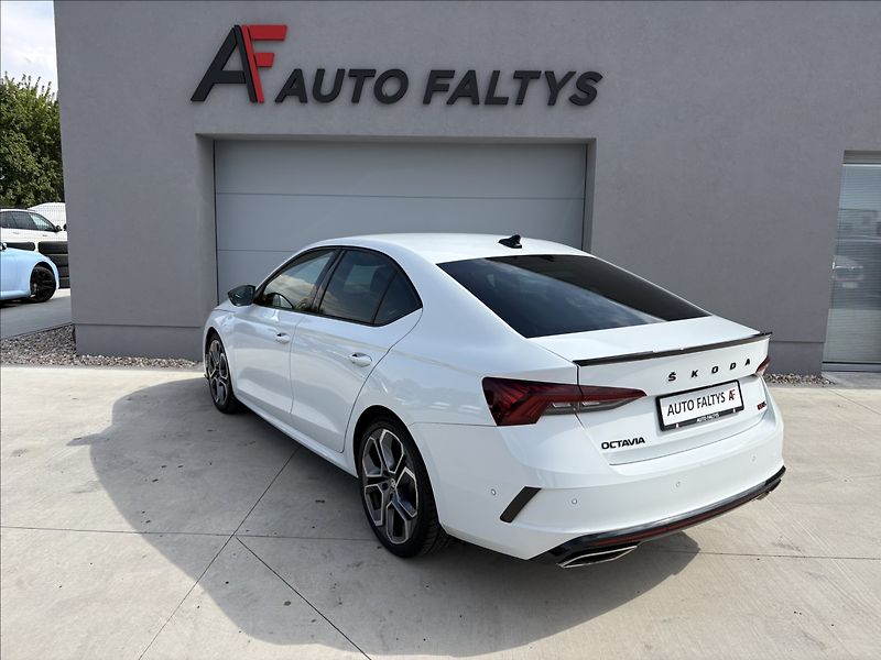 Škoda Octavia 2,0 147 kw RS ČR 1. majitel - fotka 5 z 20