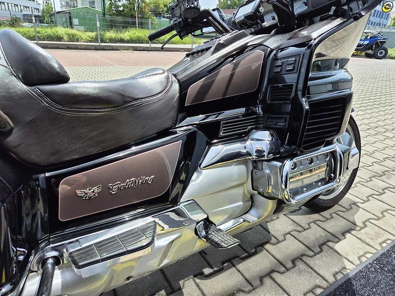 Honda GL 1500 Gold Wing SE (1993) - fotka 16 z 24