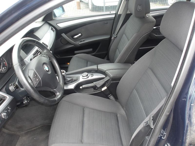 BMW Řada 5 530d PĚKNÝ !!! SERV.KNIHA ! - fotka 19 z 37