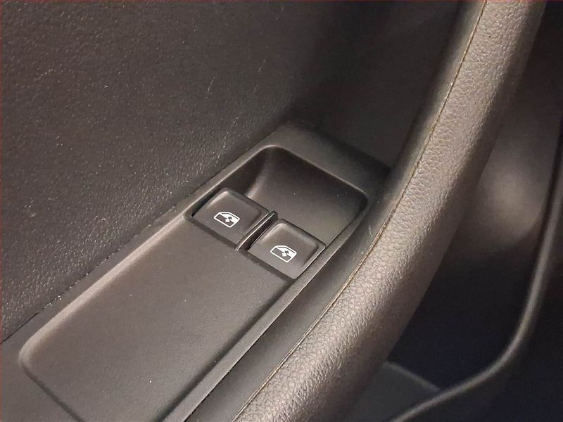 Škoda Fabia (2018) Ambition 1.0 TSI, Tempomat - fotka 19 z 19