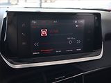 Peugeot 2008 (2021) 1.2 PureTech, Automat - náhled 20