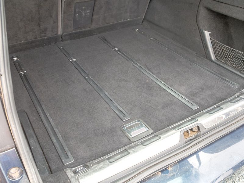 Citroën C5 (2008) 2.0HDI 100KW – PO SERVISU - fotka 34 z 41