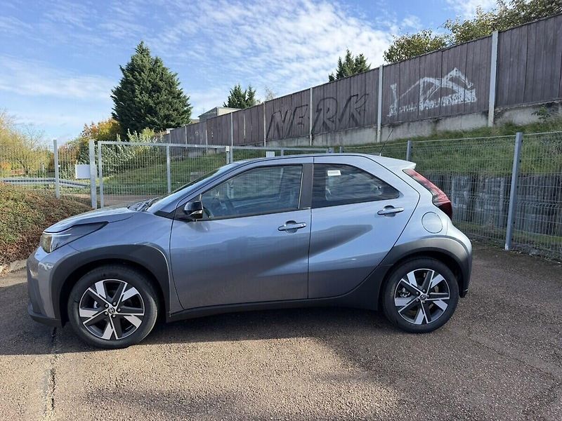 Toyota Aygo 1.5. Hybrid Active - akční cen - fotka 5 z 9