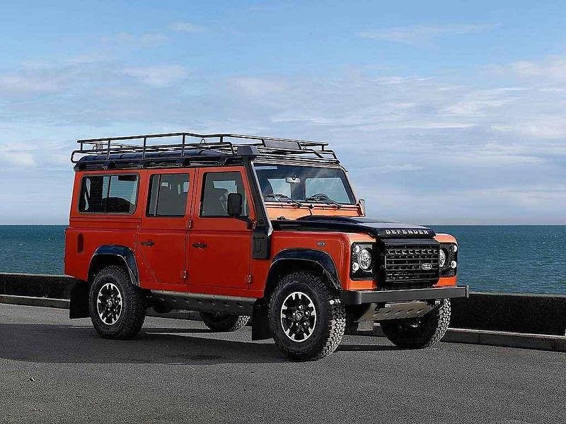 Land Rover Defender Adventure.
