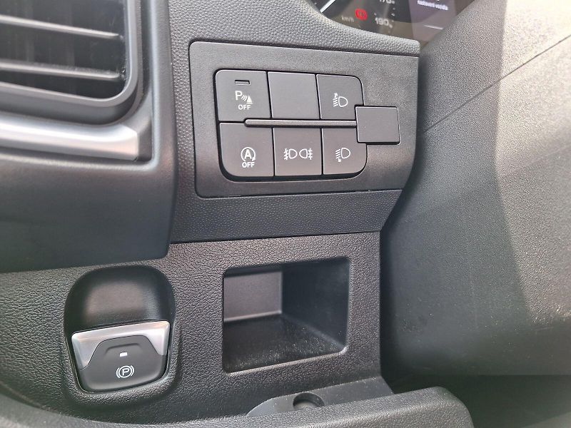 Peugeot Boxer (2026) FG 4350 L4H3 BHDi 180k EAT8 - fotka 23 z 31