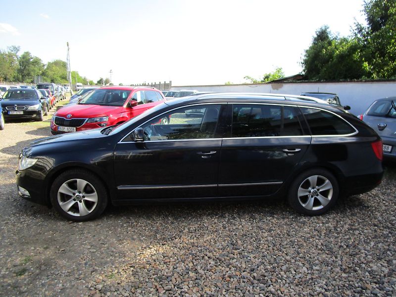 Škoda Superb 1,6TDI - 77KW - NOVÁ BATERIE - fotka 3 z 17