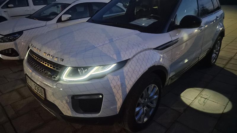 Land Rover Range Rover Evoque 2.0D 4X4 9.Kvalt AUT, DPH! TOP - fotka 29 z 29