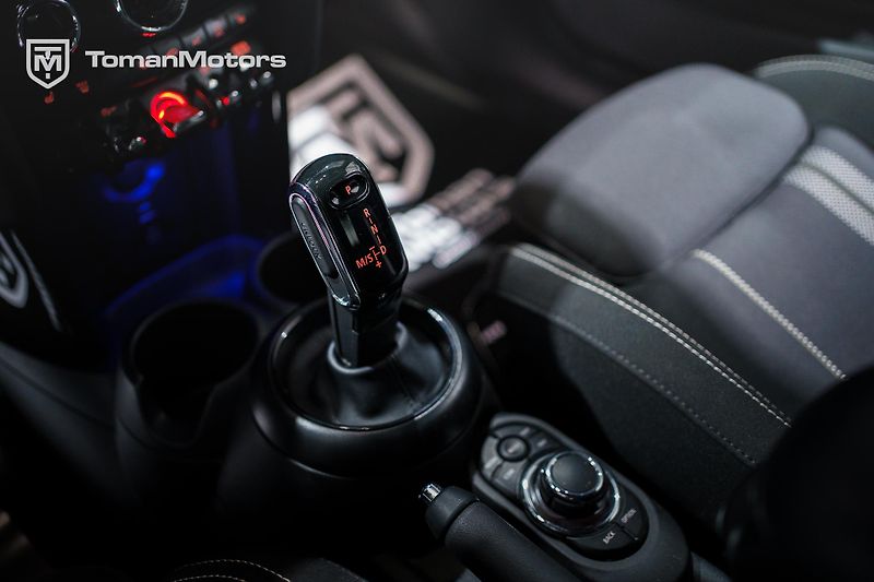 Mini Cooper S (2022) 2.0L T Aut. - fotka 12 z 19