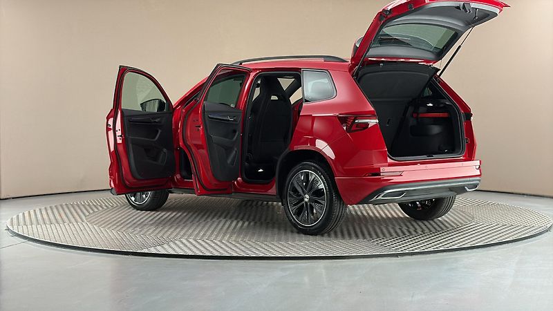 Škoda Karoq 1.5 TSI DSG Sportline - fotka 7 z 26