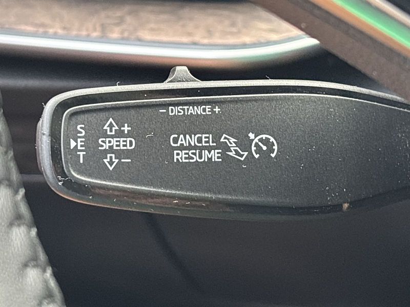Škoda Superb (2025) Combi 1.5 TSI iV DSG L&K - fotka 18 z 33