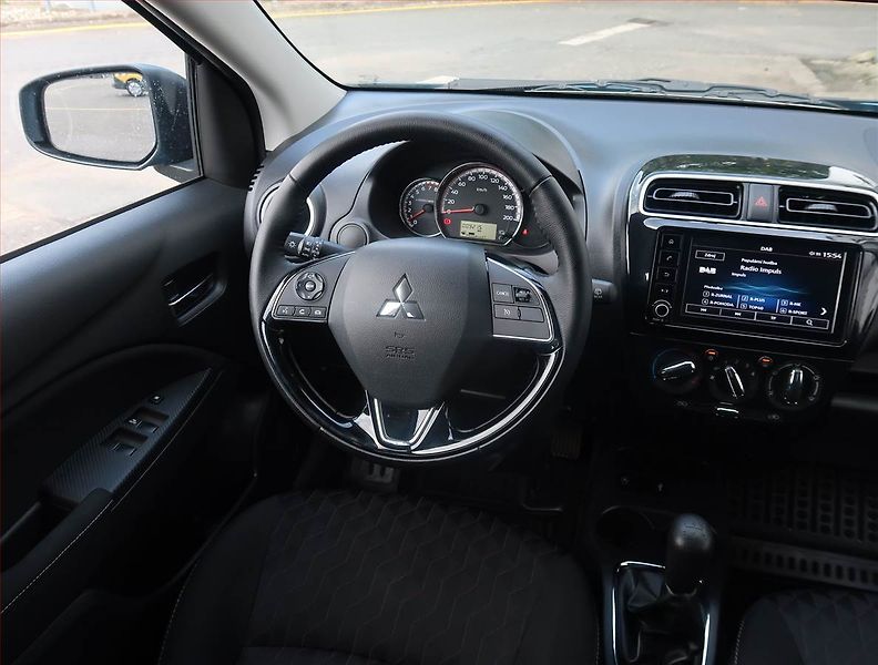 Mitsubishi Space Star (2023) 1.2 MIVEC, ČR,1.maj - fotka 7 z 18