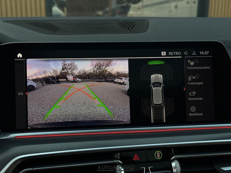BMW X5 (2019) xDrive30d Panorama, Ambient - fotka 25 z 27