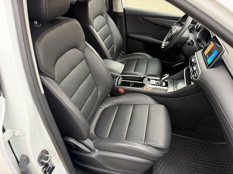MG HS 1.5TGI 7DCT EXCITE - fotka 8 z 34