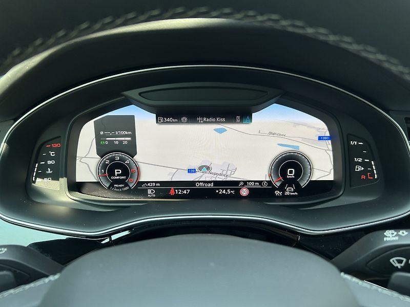 Audi Q8 50 TDI quattro ZÁRUKA - fotka 23 z 35