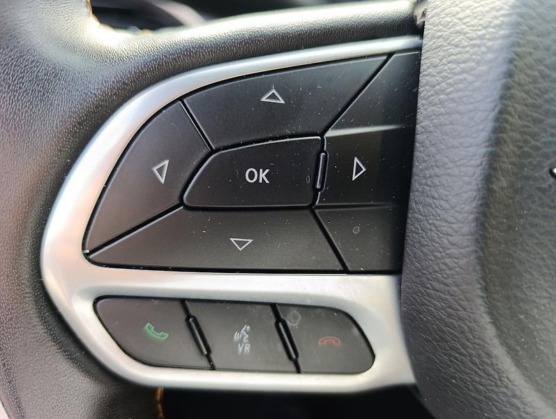 Chrysler Pacifica (2021) PINNACLE AWD 3,6 V6 - fotka 20 z 22