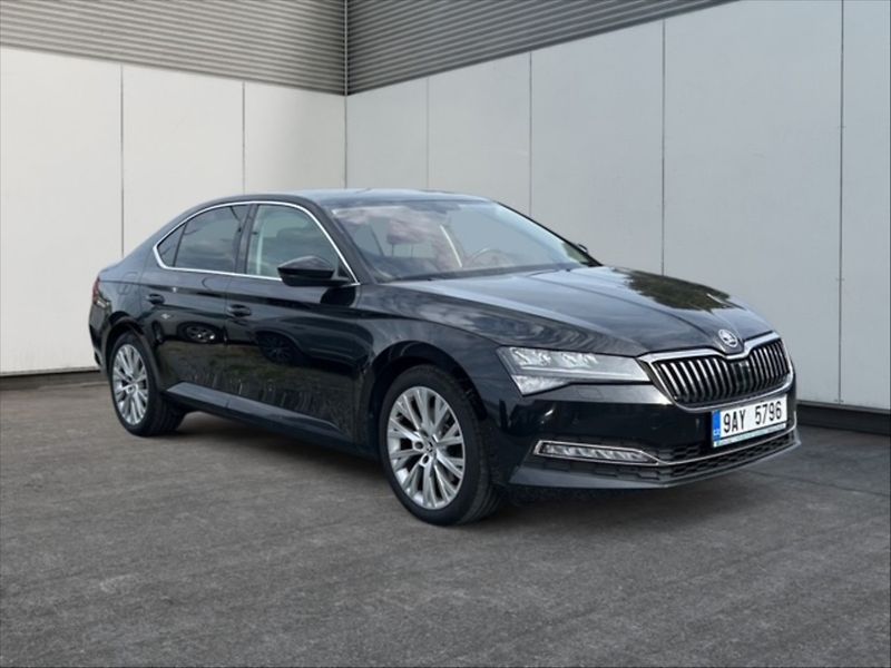 Škoda Superb 2,0 TDI Style 4x4 DSG - fotka 1 z 11