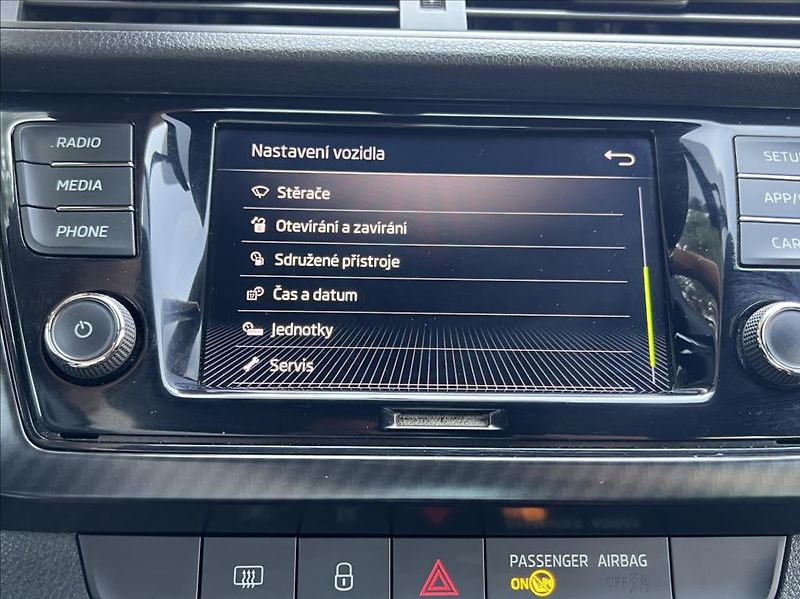 Škoda Fabia 1,0 MPi MONTE CARLO BC LED AC - fotka 31 z 35