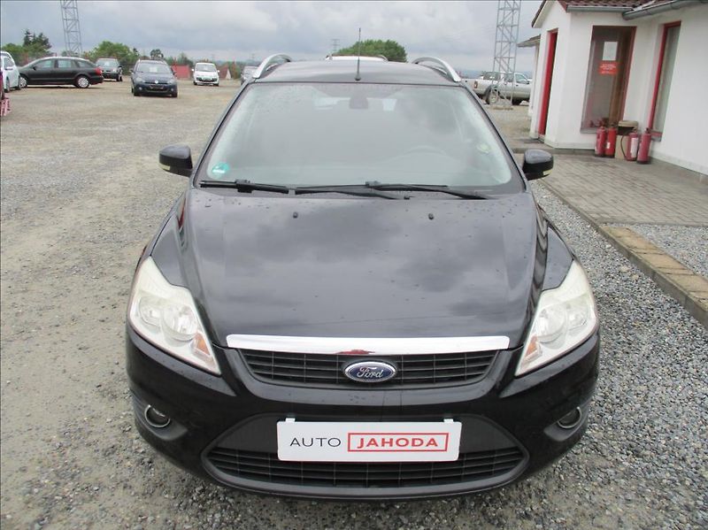 Ford Focus 1,6 16V, 75kW, digiklima,ABS, - fotka 2 z 20