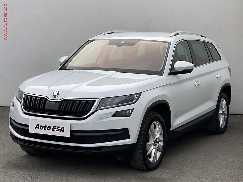 Škoda Kodiaq (2019) 2.0 TDi, Style, DSG, TZ - fotka 3 z 19