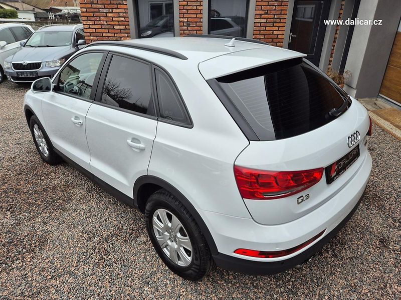 Audi Q3 (2018) 1.4 TFSi 92KW SPORT - fotka 8 z 53