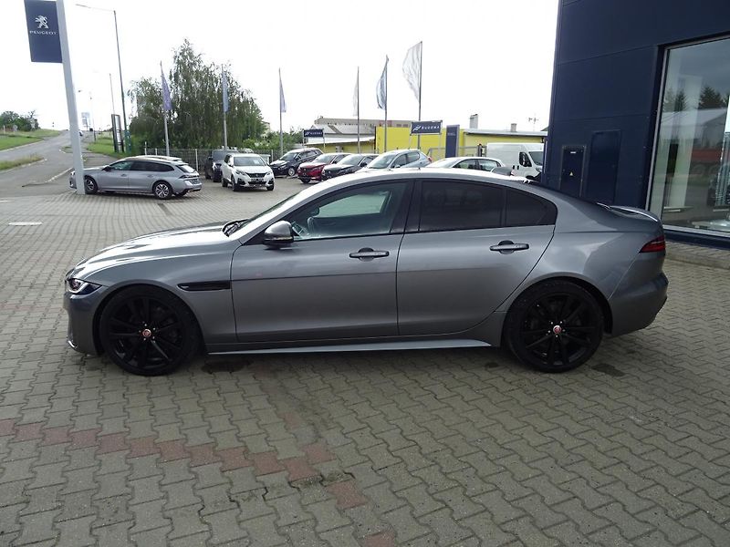 Jaguar XE D180 R - Dynamic SE - fotka 6 z 47