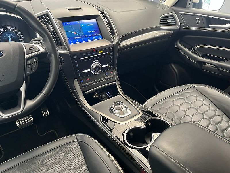 Ford S-MAX 2.0 140kW VIGNALE WEBASTO - fotka 68 z 76