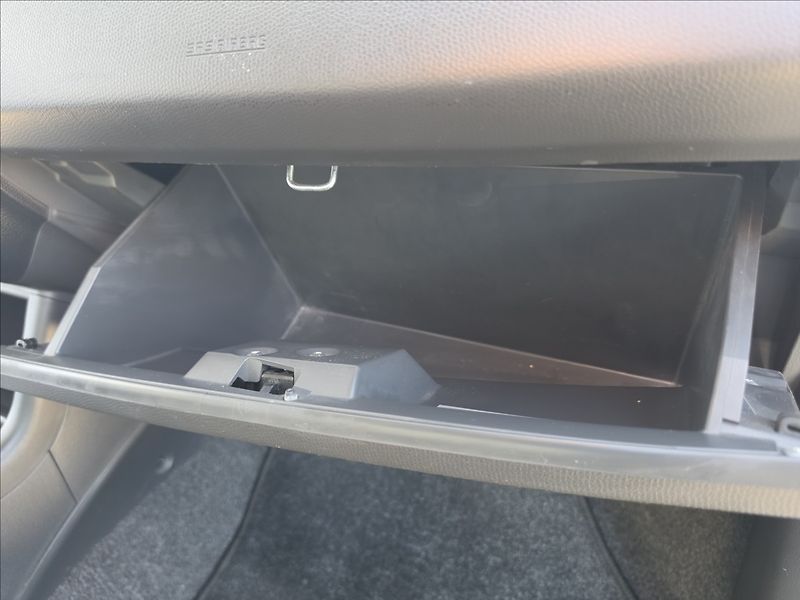 Suzuki Swift 1,3 i 67KW KLIMA ALU STK - fotka 30 z 44