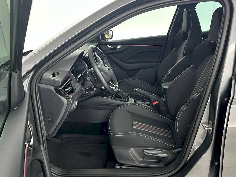 Škoda Scala (2025) DSG 1.5TSI 110kW Monte Carlo - fotka 7 z 32