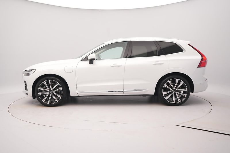 Volvo XC60 T8 AWD RECHARGE REZERVACE - fotka 10 z 46