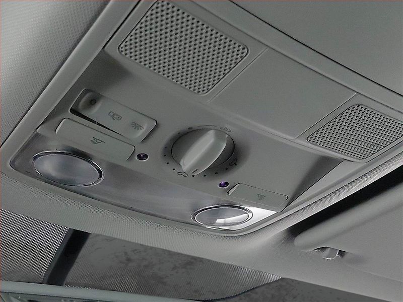 Škoda Superb (2013) Laurin&Klement 2.0 TDI - fotka 21 z 23