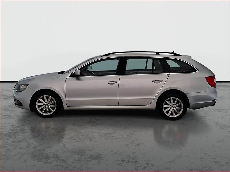 Škoda Superb (2013) 1.6 TDI, Navi, Tempomat - fotka 3 z 17