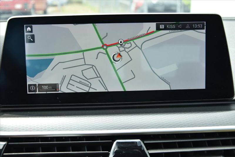 BMW Řada 5 520d xDrive M PAKET DPH ČR - fotka 25 z 30