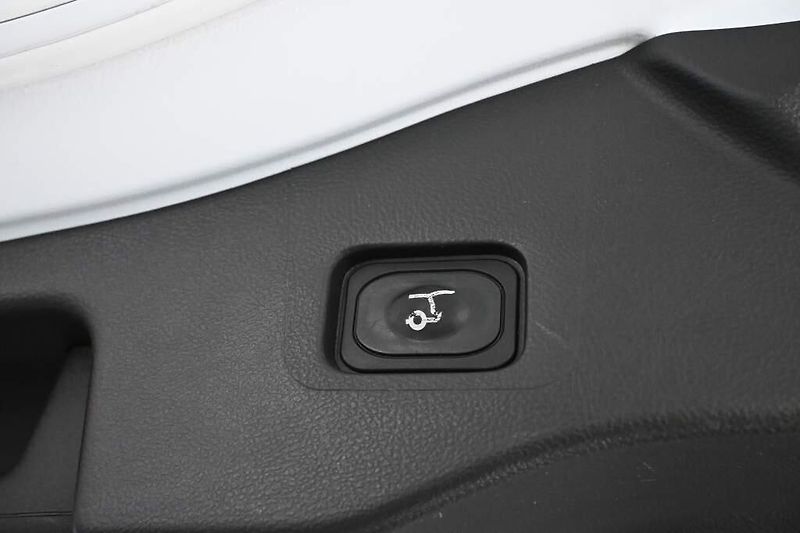 Ford Mondeo (2022) 2.0 LED SONY 140 KW Tažné 8AT - fotka 26 z 33