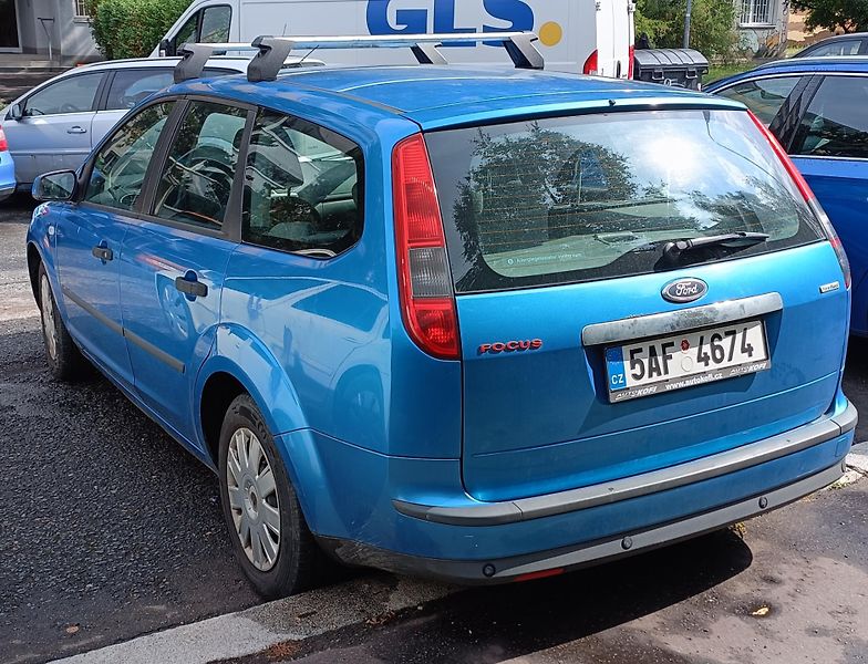 Ford Focus (2006) STK do 01/28 - fotka 2 z 13