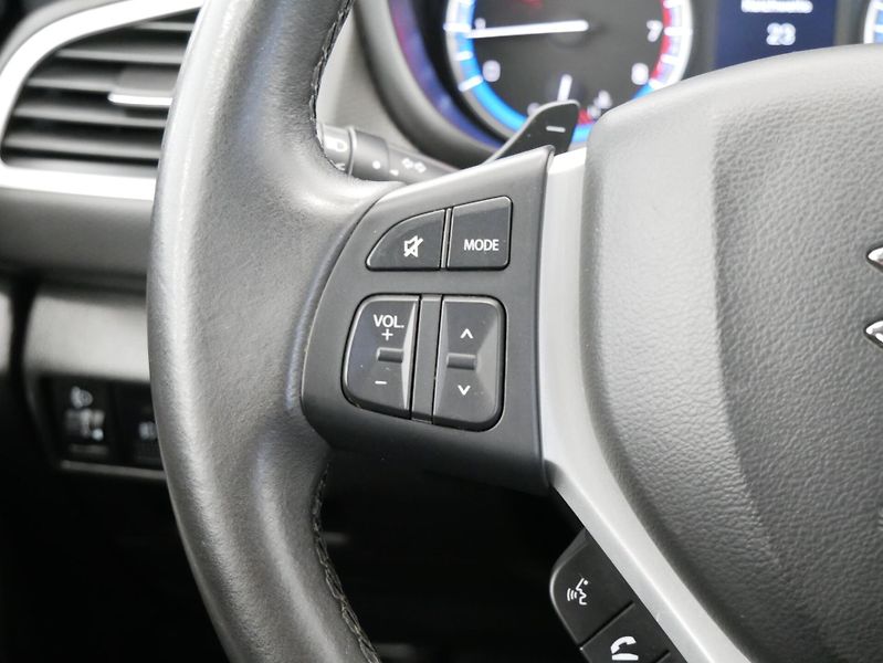 Suzuki SX4 - fotka 15 z 24
