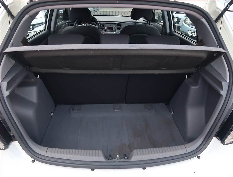 Kia Rio (2011) 1.4 16V, servisované - fotka 13 z 15