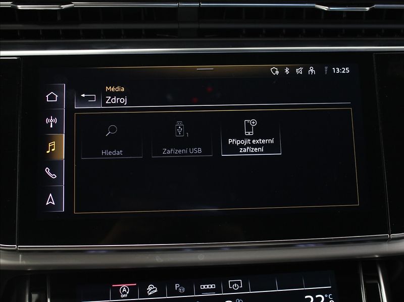 Audi Q7 3,0 50TDi S-Line 44tkm. ČR - fotka 14 z 31
