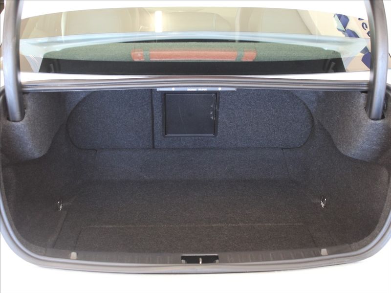 Volvo S60 2,0 Polestar 270kW 75tkm.ČR - fotka 24 z 27